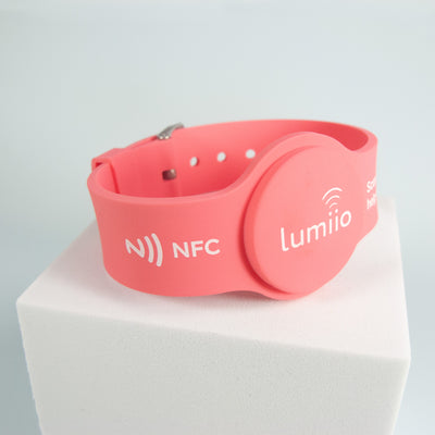 Soft Touch Wristband - Pink Lumiio