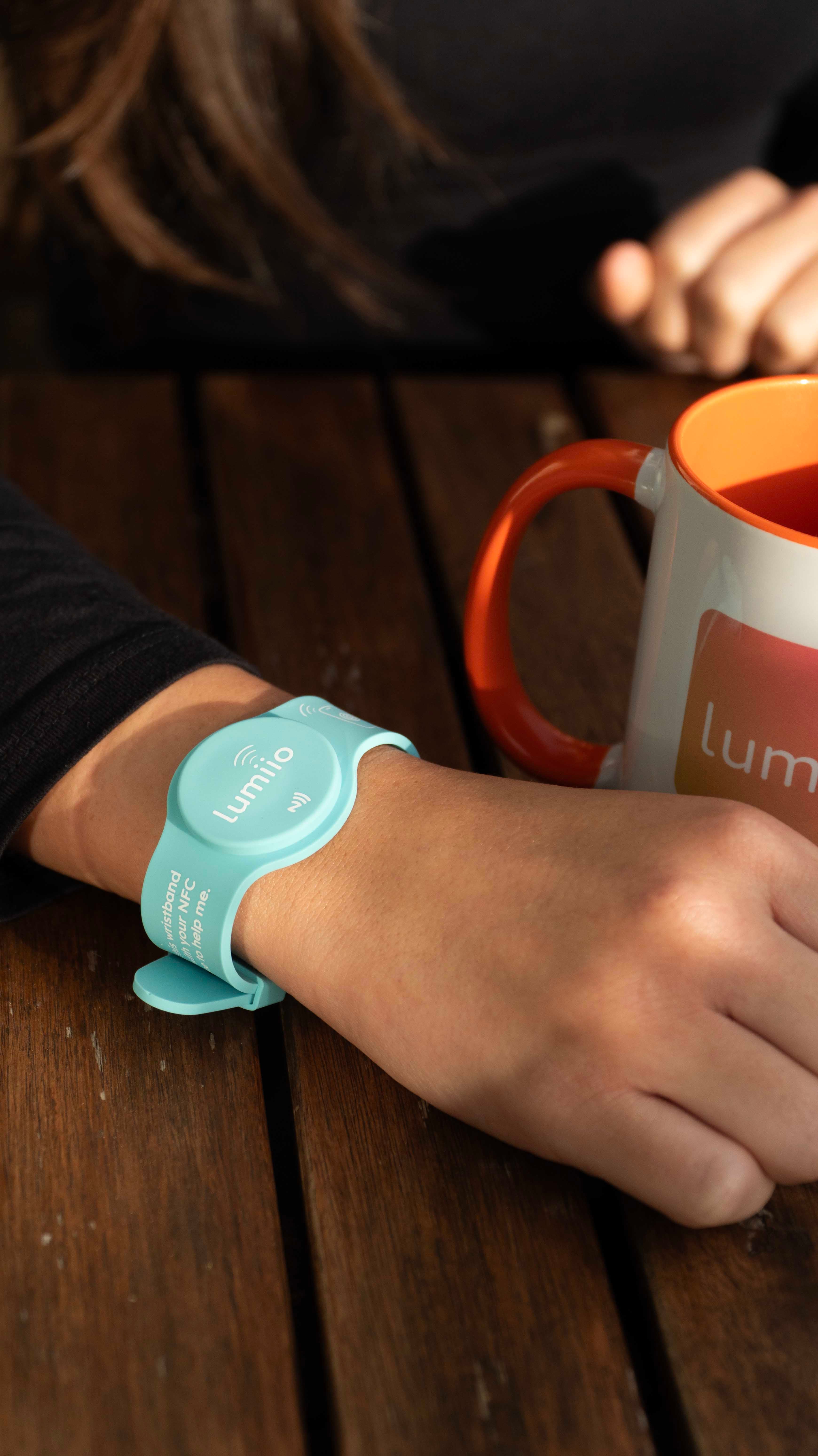 Soft Touch Wristband - Blue Lumiio