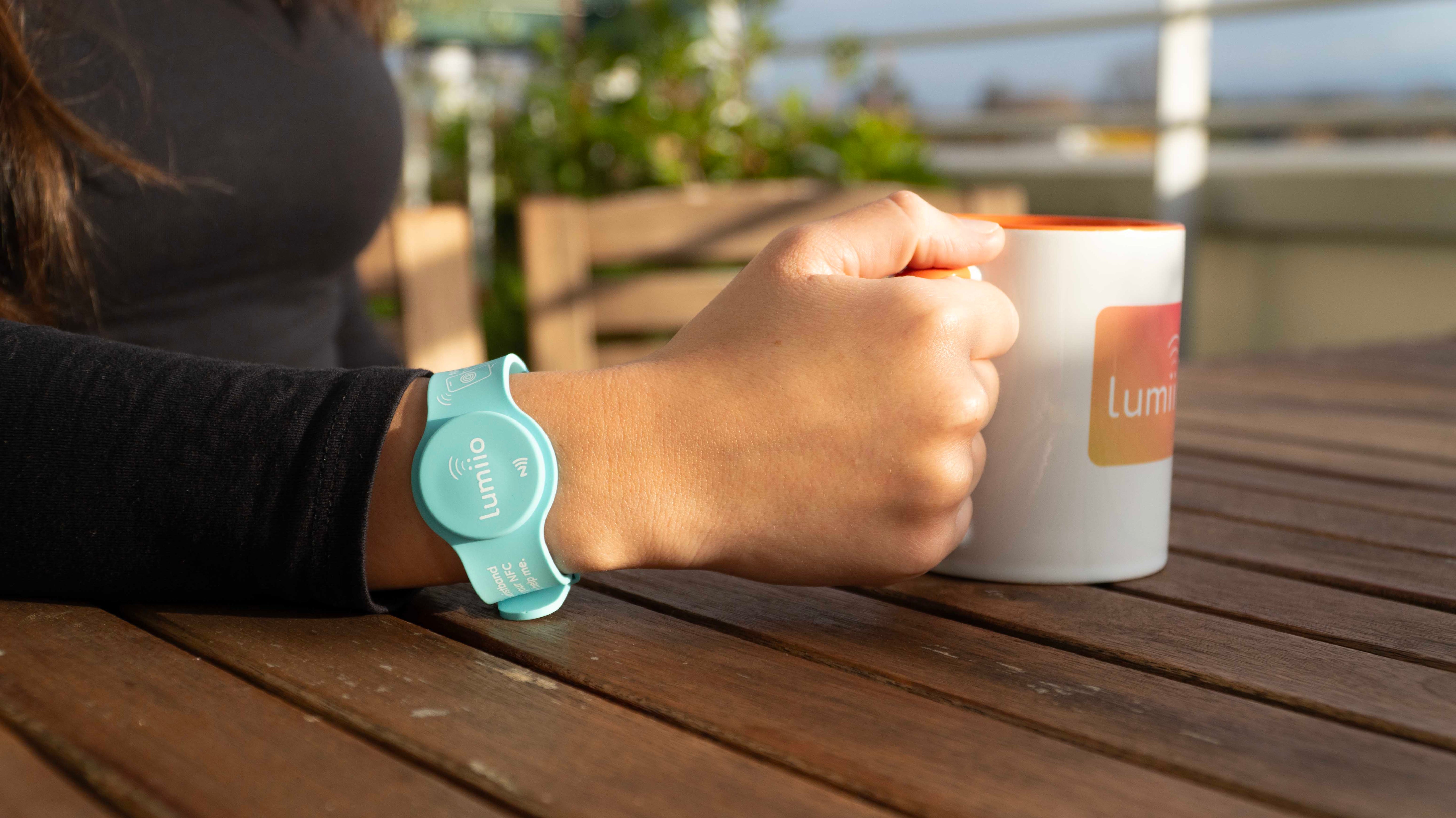 Soft Touch Wristband - Blue Lumiio