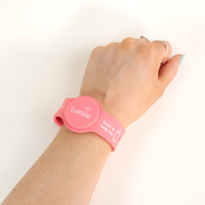 Soft Touch Wristband - Pink Lumiio